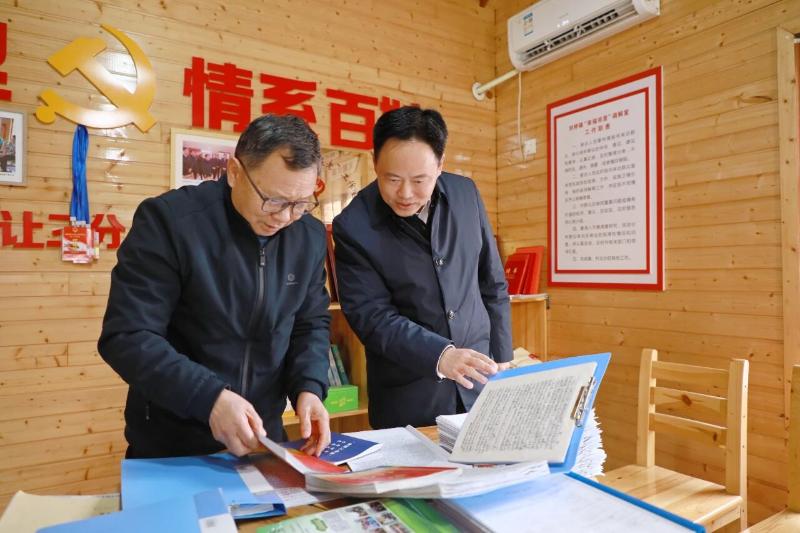 史庆超调研全县政法工作