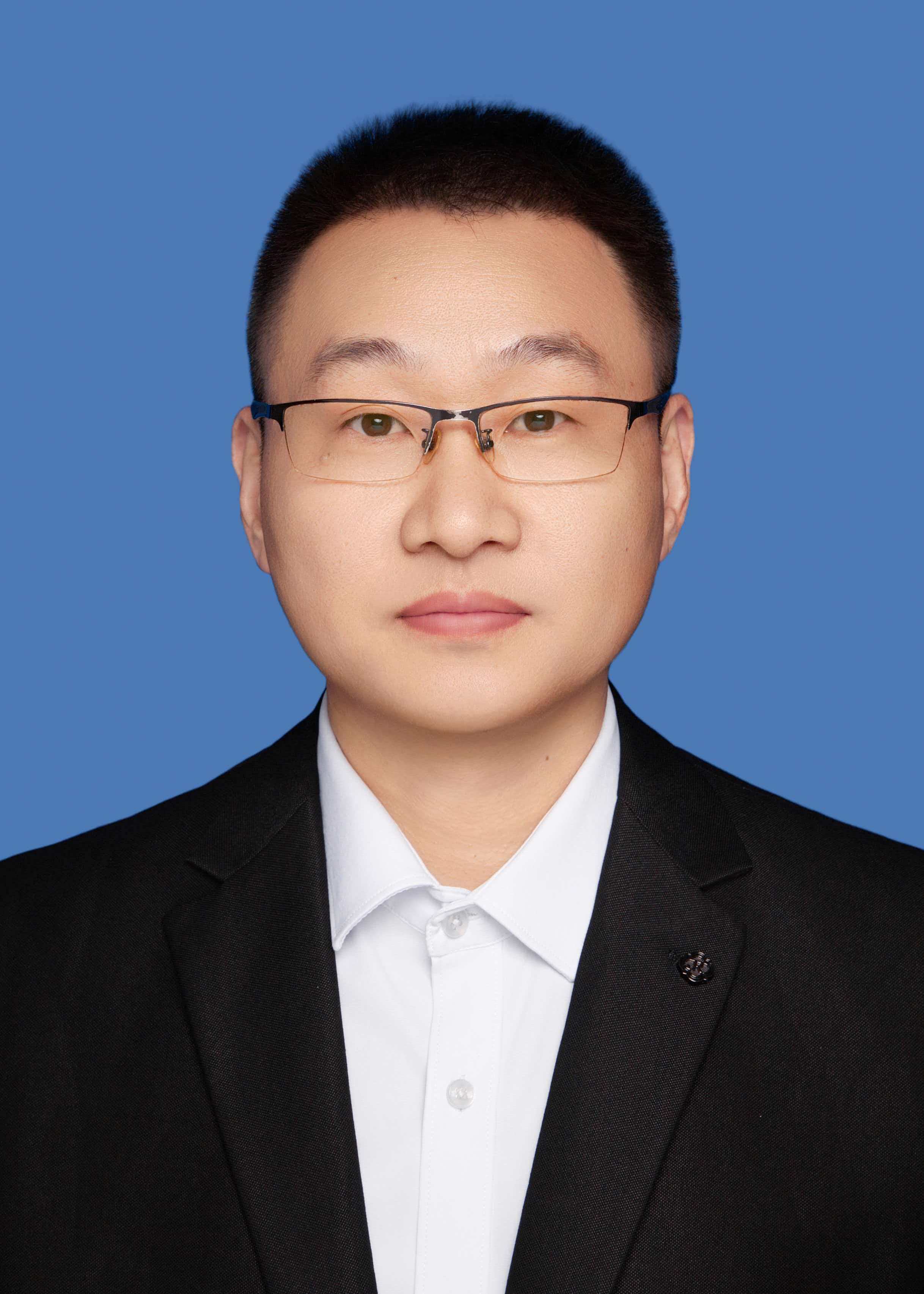张明亚副县长（挂职）