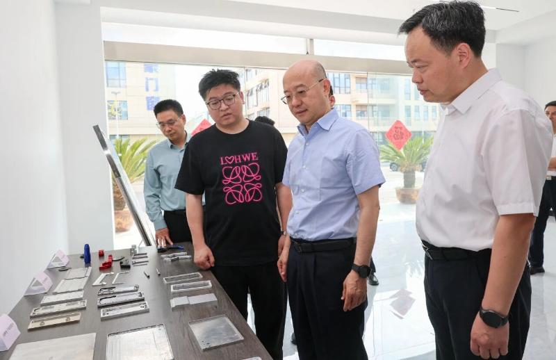 汪华东调研濉溪县经济运行情况